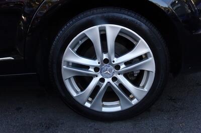 2013 Mercedes-Benz C 300 4MATIC   - Photo 24 - Newark, NJ 07104