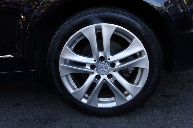 2013 Mercedes Benz C 300 4MATIC photo 21