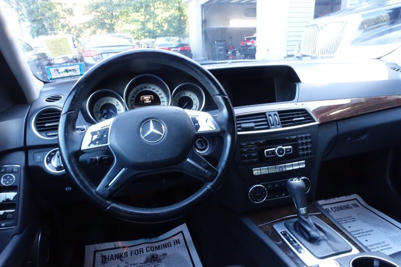 2013 Mercedes Benz C 300 4MATIC photo 13