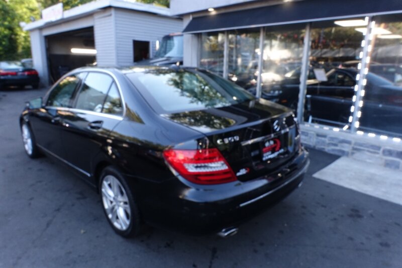 2013 Mercedes Benz C 300 4MATIC photo 6