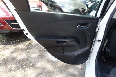 2012 Chevrolet Sonic LT   - Photo 11 - Newark, NJ 07104