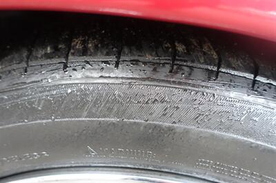 1996 Ford Mustang GT   - Photo 19 - Newark, NJ 07104