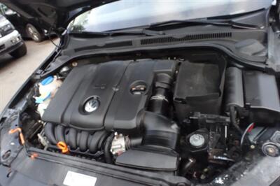 2012 Volkswagen Jetta SE PZEV - Photo 20 - Newark, NJ 07104