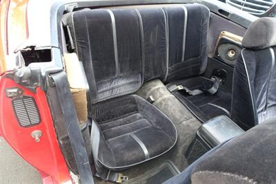 1989 Chevrolet Camaro IROC Z   - Photo 15 - Newark, NJ 07104