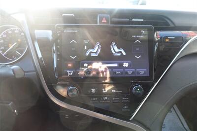 2018 Toyota Camry SE - Photo 18 - Newark, NJ 07104