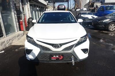 2018 Toyota Camry SE - Photo 2 - Newark, NJ 07104