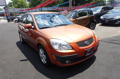 2007 Kia Rio5 SX   - Photo 3 - Newark, NJ 07104