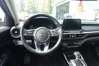 2019 Kia Forte S - Photo 13 - Newark, NJ 07104