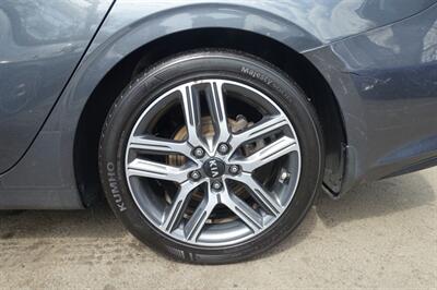 2019 Kia Forte S - Photo 23 - Newark, NJ 07104