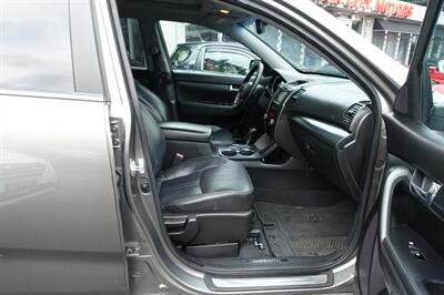 2011 Kia Sorento SX   - Photo 12 - Newark, NJ 07104