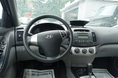 2010 Hyundai ELANTRA Blue   - Photo 14 - Newark, NJ 07104