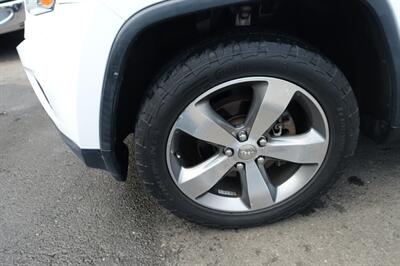 2016 Jeep Grand Cherokee Limited - Photo 24 - Newark, NJ 07104