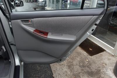2003 Toyota Corolla LE   - Photo 17 - Newark, NJ 07104