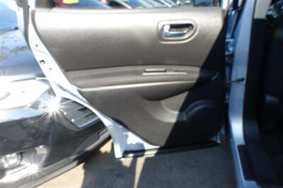 2011 Nissan Rogue SV   - Photo 11 - Newark, NJ 07104