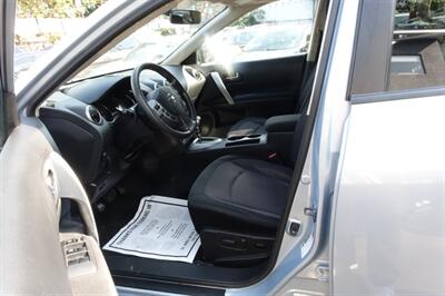 2011 Nissan Rogue SV   - Photo 8 - Newark, NJ 07104