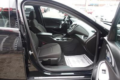 2021 Chevrolet Malibu RS   - Photo 14 - Newark, NJ 07104