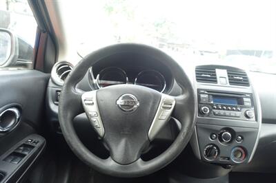 2016 Nissan Versa 1.6 SV   - Photo 13 - Newark, NJ 07104