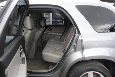 2005 Chevrolet Equinox LT   - Photo 11 - Newark, NJ 07104