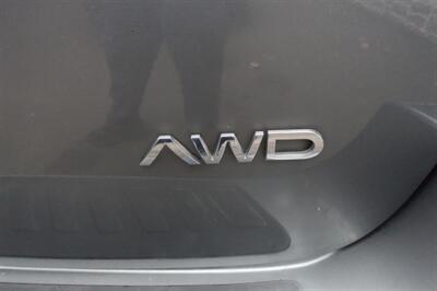 2005 Chevrolet Equinox LT   - Photo 18 - Newark, NJ 07104