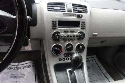 2005 Chevrolet Equinox LT   - Photo 20 - Newark, NJ 07104