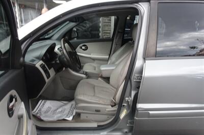 2005 Chevrolet Equinox LT   - Photo 9 - Newark, NJ 07104