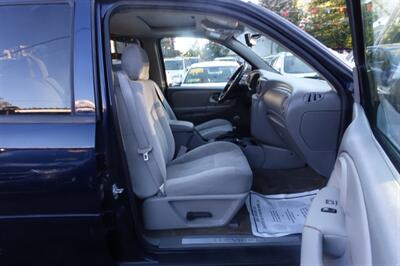 2008 Chevrolet Trailblazer LT1   - Photo 13 - Newark, NJ 07104