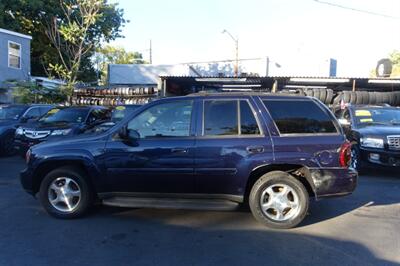 2008 Chevrolet Trailblazer LT1   - Photo 4 - Newark, NJ 07104