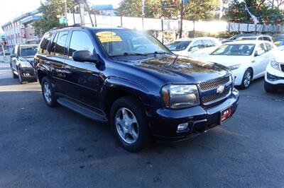 2008 Chevrolet Trailblazer LT1   - Photo 3 - Newark, NJ 07104
