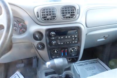 2008 Chevrolet Trailblazer LT1   - Photo 17 - Newark, NJ 07104