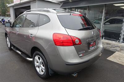 2010 Nissan Rogue SL - Photo 6 - Newark, NJ 07104