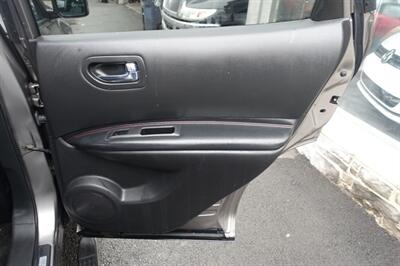 2010 Nissan Rogue SL - Photo 17 - Newark, NJ 07104