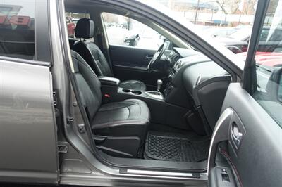2010 Nissan Rogue SL - Photo 14 - Newark, NJ 07104