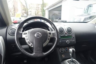 2010 Nissan Rogue SL - Photo 13 - Newark, NJ 07104