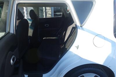 2014 Kia Soul   - Photo 11 - Newark, NJ 07104