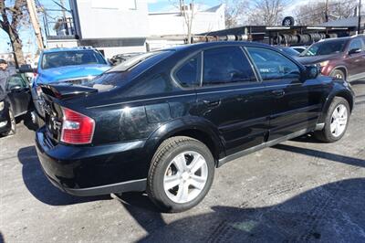 2005 Subaru Outback 3.0 R   - Photo 5 - Newark, NJ 07104