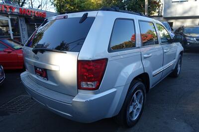 2006 Jeep Grand Cherokee Laredo   - Photo 8 - Newark, NJ 07104