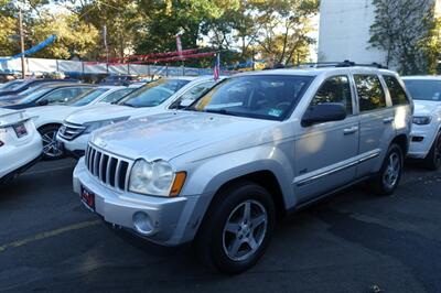 2006 Jeep Grand Cherokee Laredo   - Photo 1 - Newark, NJ 07104