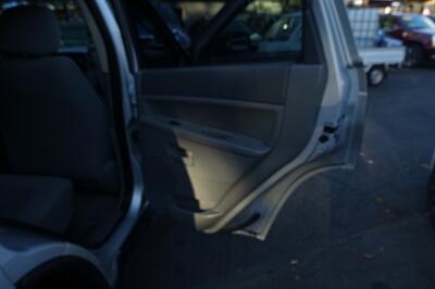 2006 Jeep Grand Cherokee Laredo   - Photo 20 - Newark, NJ 07104