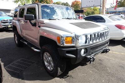 2006 Hummer H3   - Photo 3 - Newark, NJ 07104