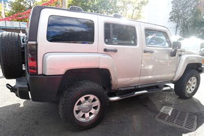 2006 Hummer H3   - Photo 5 - Newark, NJ 07104