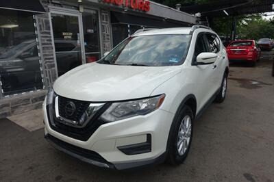2018 Nissan Rogue SV - Photo 1 - Newark, NJ 07104