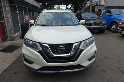 2018 Nissan Rogue SV - Photo 2 - Newark, NJ 07104