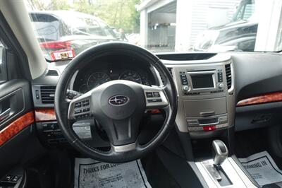 2012 Subaru Outback 2.5i Limited   - Photo 13 - Newark, NJ 07104