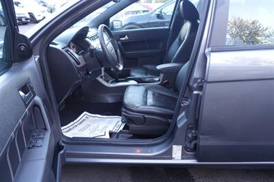 2009 Ford Focus SEL   - Photo 9 - Newark, NJ 07104