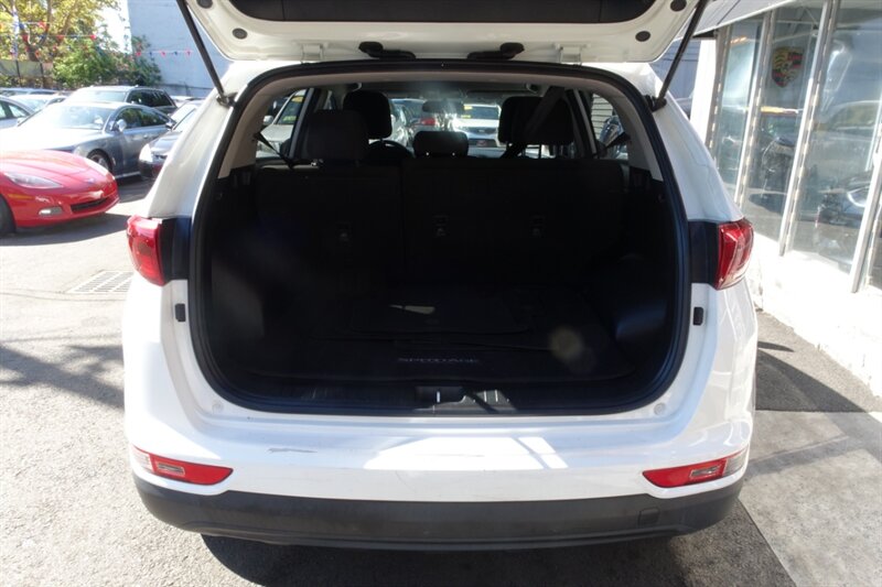 2018 Kia Sportage LX photo 20
