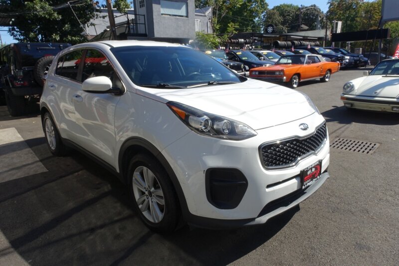 2018 Kia Sportage LX photo 2