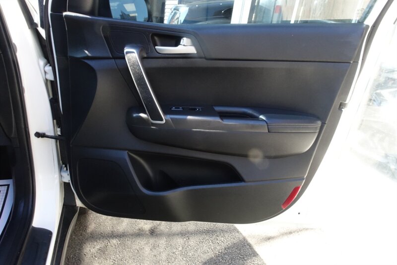 2018 Kia Sportage LX photo 14