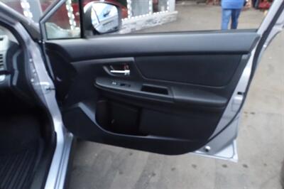 2013 Subaru XV Crosstrek 2.0i Premium - Photo 17 - Newark, NJ 07104