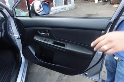 2013 Subaru XV Crosstrek 2.0i Premium - Photo 16 - Newark, NJ 07104