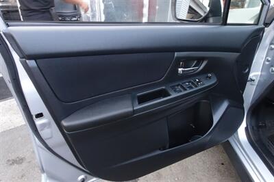 2013 Subaru XV Crosstrek 2.0i Premium - Photo 10 - Newark, NJ 07104